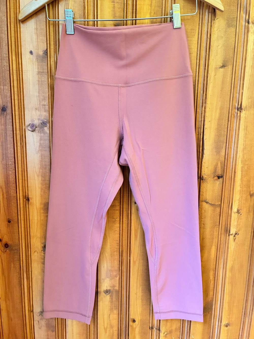 lululemon High-Rise Align Crop  Leggings in Dusty Rose